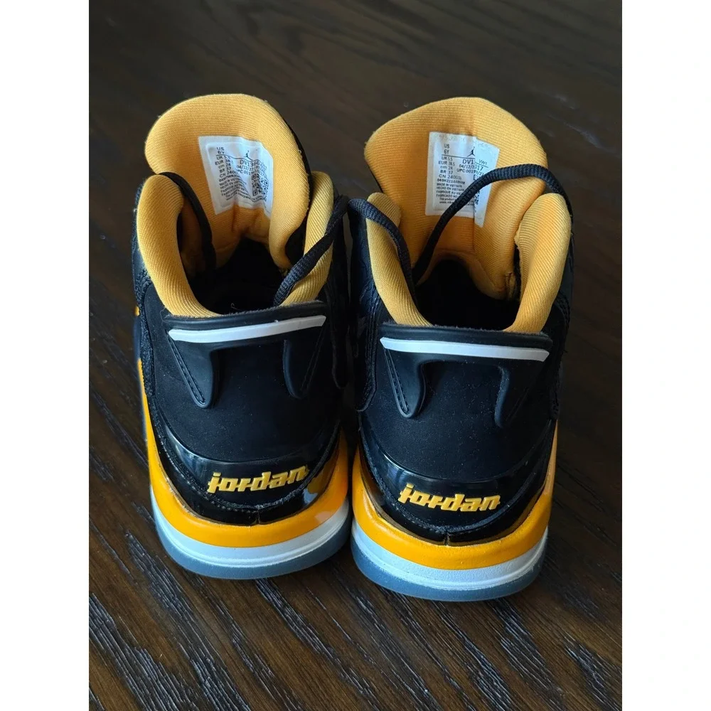 Jordan Dub Zero Kids‎ 6Y Black Taxi Yellow Excellent Laser Etched DV1360-017